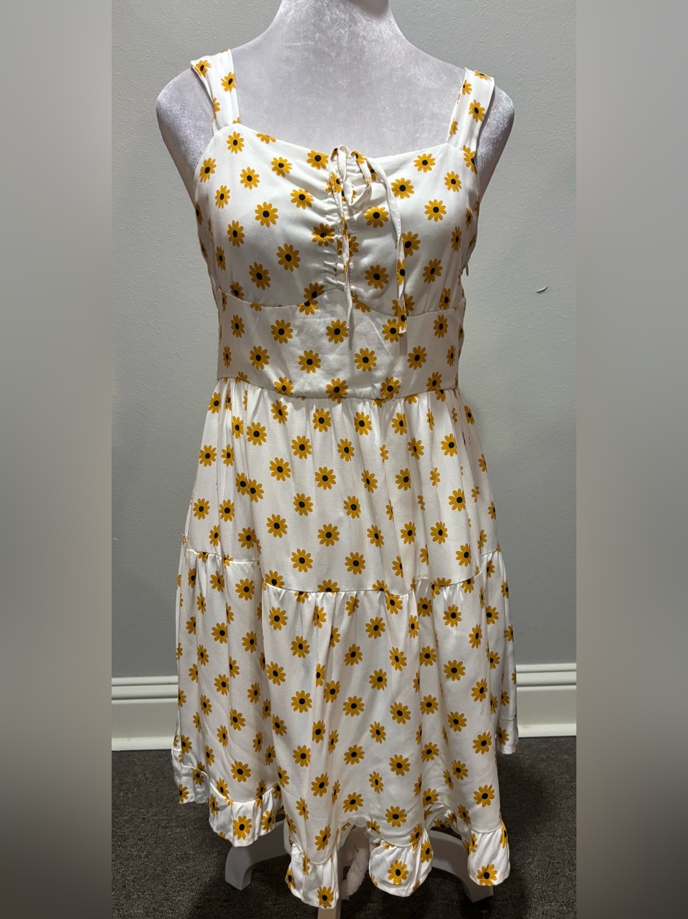Cotton On Daisy Sundress New NWT Lined Side Zip Sz M
